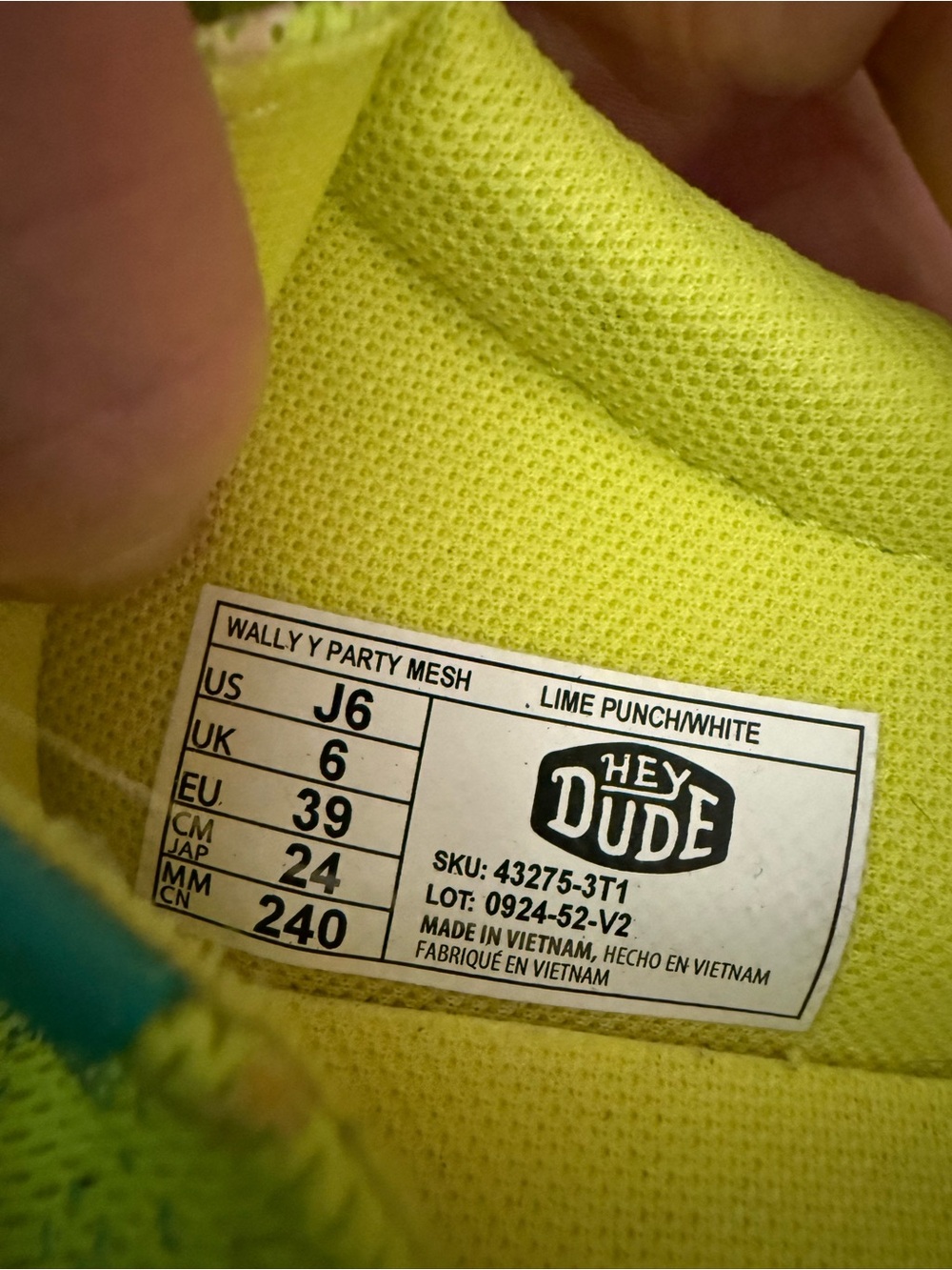Hey Dude Lime green J6 - Picture 4 of 4